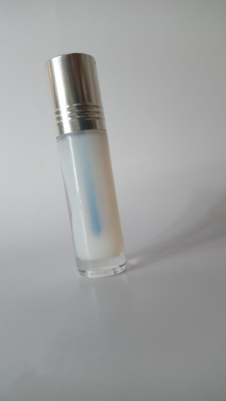 Product Introduction of lem bulu mata premium yang sangat legeet tidak membuat mata perih dan tidak membekas di mata karena menggunakan bahan bahan premium..isi 5 ml.. 2