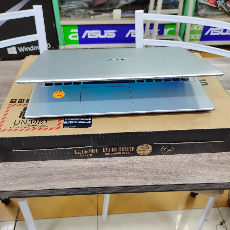 LAPTOP LEPTOP ACER SILVER 14 INC GENERASI TERBARU ZOOM DVD WEBCAME SIAP PAKAI 3