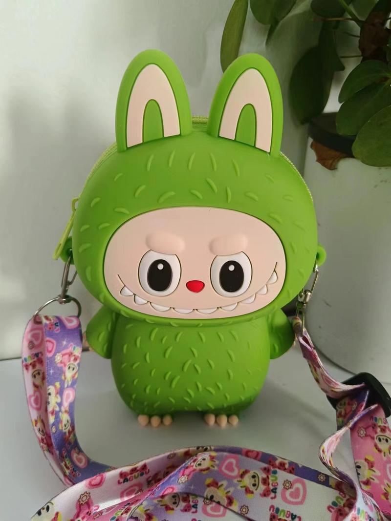 Product Introduction of New Labubu Children's Change Cute Baby Bag Cartoon Cute Silicone Bag Exquisite and Versatile Travel Accessories Crossbody Bag 7