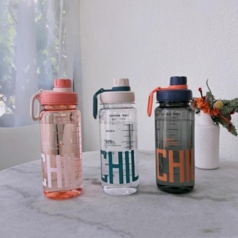  Bình Nước Dung Tích Lớn Có Thể Tái Sử Dụng Nhựa Nhẹ Trong Suốt Có Tay Cầm Và Dây Đeo 0.6L   0.8L   1L Chống Rò Rỉ Thích Hợp Cho Du Lịch Ấm Nước Leo Núi Và Đi Bộ Đường Dài Fish 