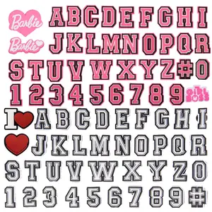 1PCS Kartun Huruf merah muda DIY Aksesoris Sepatu Menghias Sandal Pins Anak Hadiah
