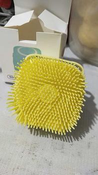 Product Review of Sikat Mandi Dispenser Silicon /Shower Brush Silicon / Sikat Silicone Lembut Dispenser Sabun Mandi   Silikon from N** 2