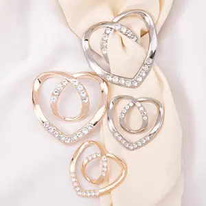 Sunflower Ring H982 Bros Mutiara Pin Hijab Aksesoris Gesper Ring Rok Lilit Aksesoris Fashion Kebaya Modern Simpel Fashion Gaya Elegant Cantik Bahan Alloy Ukuran 4x4 cm Cocok untuk Acara Formal dan Kasual