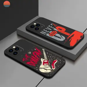Casing hp iPhone 15 Pro Max iPhone 11 12 14 13 Pro Max XR 7Plus X XS Max 7 8 Plus SE 2020 Creative broken guitar Silicone Matte Case Caseyoung