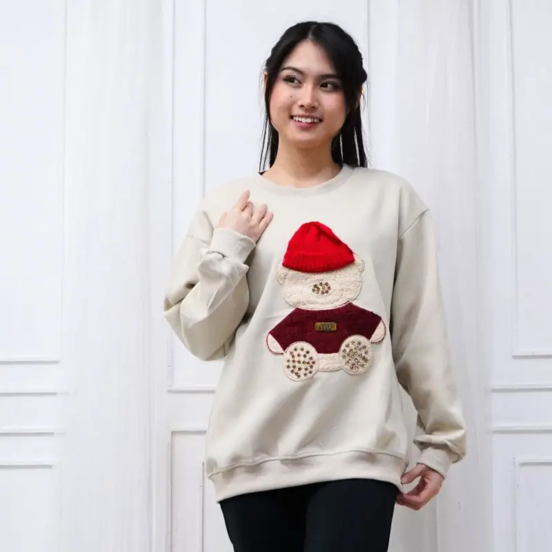 SWEATER BERUANG TOPI MERAH SWEATER SKENA WANITA ATASAN IMPORT BANGKOK BORDIR FLECCE TEBAL FASHION KOREAN STYLE CASUAL LONG SLEEVE HIJAB FRIENDLY CREWNECK SWEATSHIRT CEWEK BASIC FLEECE PANJANG NYAMAN SANTAI sweater fuji Kaos Kerah Oblong Oversize Baju 4