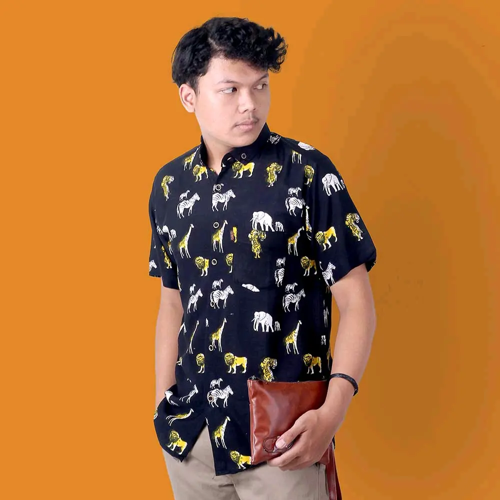 Kemeja Printing Pria Malle ic MLV 164 Hitam Lengan Pendek Nyaman
