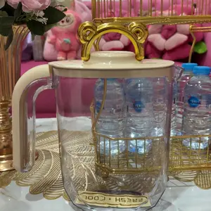 YESALL Teko Air Minum 2L Estetik + 4 Gelas 300ml – Set Teko Plastik Aesthetic / Teko Cantik Tutup Warna / Teko & Gelas Serasi / Wadah Air Minum Elegan / Pitcher Modern / Teko Air untuk Dapur & Meja Tamu