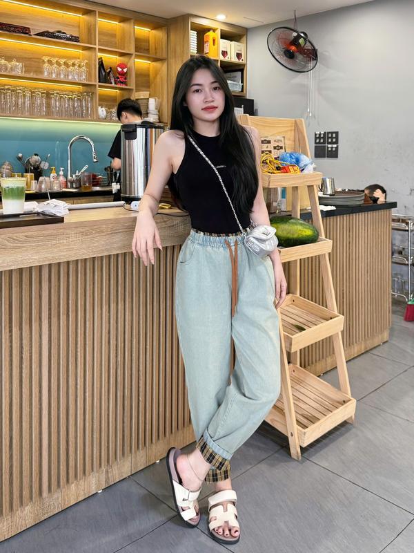 D8283 - Quần jean dáng baggy nữ Quần bò Lật gấu phối kẻ Hồng Vàng 2 màu Cực Xinh Mix cạp chun màu co giãn thoải mái