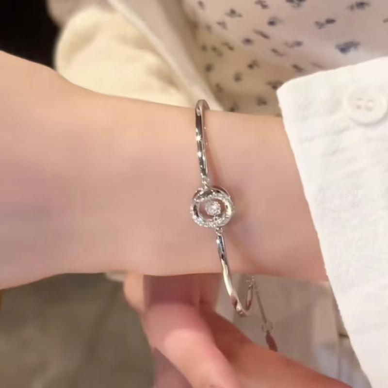 Product Introduction of Three-Second Heartbeat Bracelet Niche Versatile Fashion Bangle 5