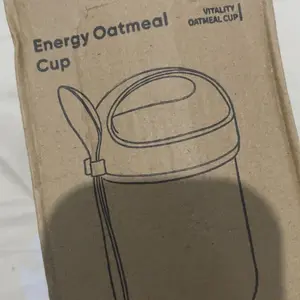 【Celyhome eatkit 】【COD】Eatkit Gelas Kaca Oatmeal 350ml Dengan Tutup Anti Tumpah Free Sendok Stainless Glass Tumbler Wadah Biru Kuning Tempat Oatmeal Portable Gelas Kaca Oat Glass Mug Salad