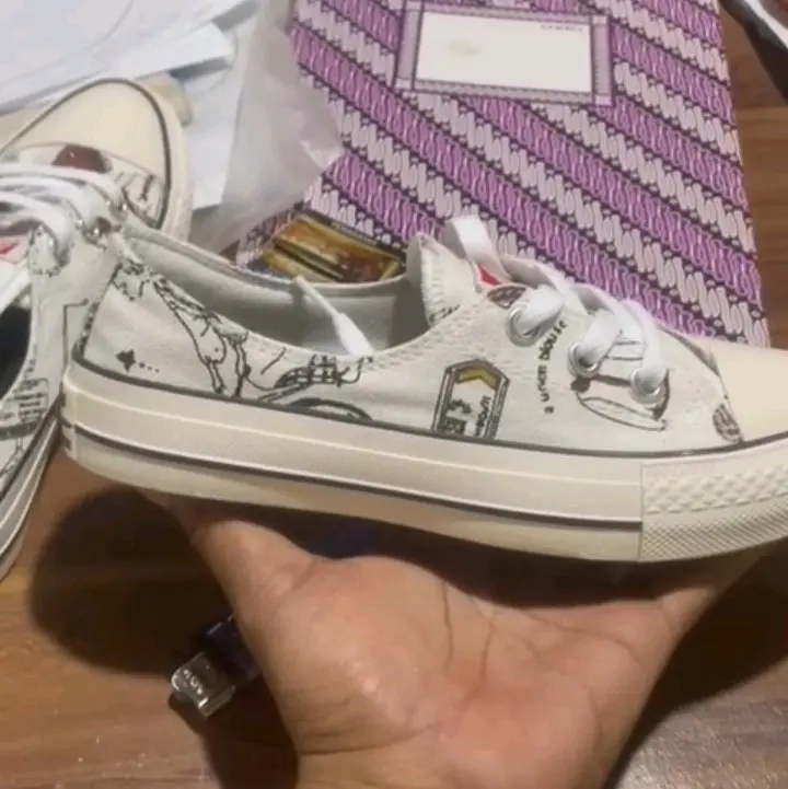 SEPATU SNEAKER WANITA  WHITE CARAKTER CAT Casual Shoes Kasual 3