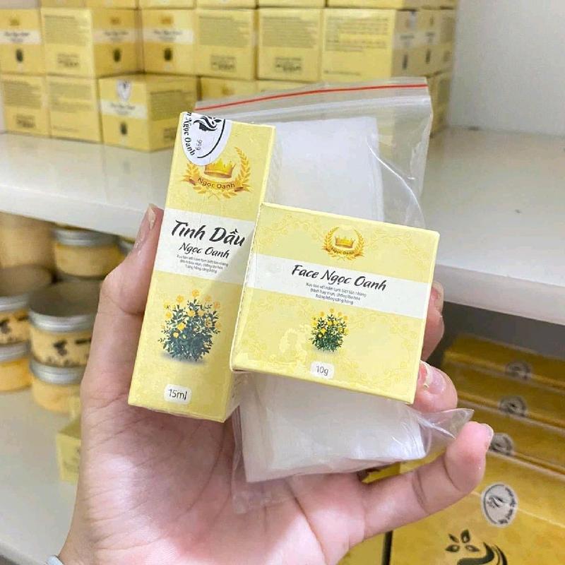 Combo Kem Face Ngọc Oanh Kèm Bông Tẩy Trang