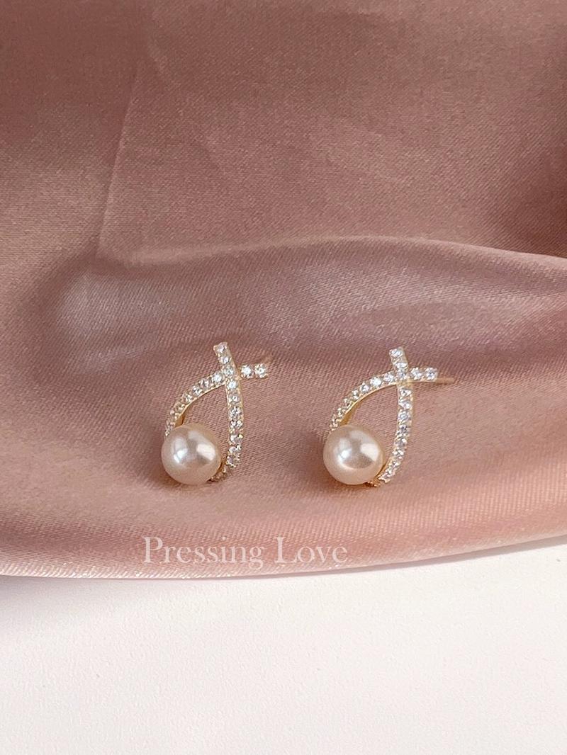Product Introduction of ต่างหูระดับไฮเอนด์สำหรับผู้หญิง ราคาไม่แพง หรูหรา สไตล์เรียบหรู และอินเทรนด์ ใหม่ในปี 2024 5