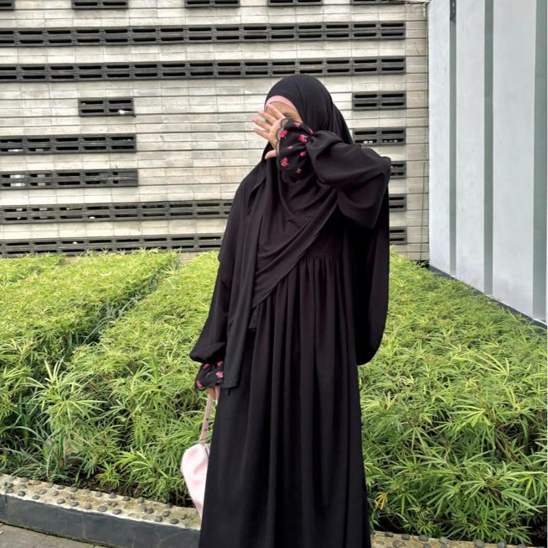 Malika Abaya by Nouraku ( Abaya saja ) Gamis Simpel Polos Casual Dress Wanita Remaja Muslim / Abaya Umroh / Abaya Lengan Balon 1