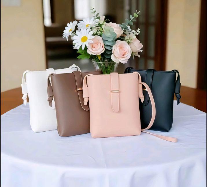 TAS SELEMPANG YUA WANITA MINI POUCH TAS PONSEL Tas Mini Kekinian Dengan Pilihan Warna Elegan Dan Fungsi Praktis