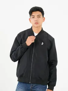 3Second Jaket Bomber Pria Regular Fit Taslan Sirius OL-C031124