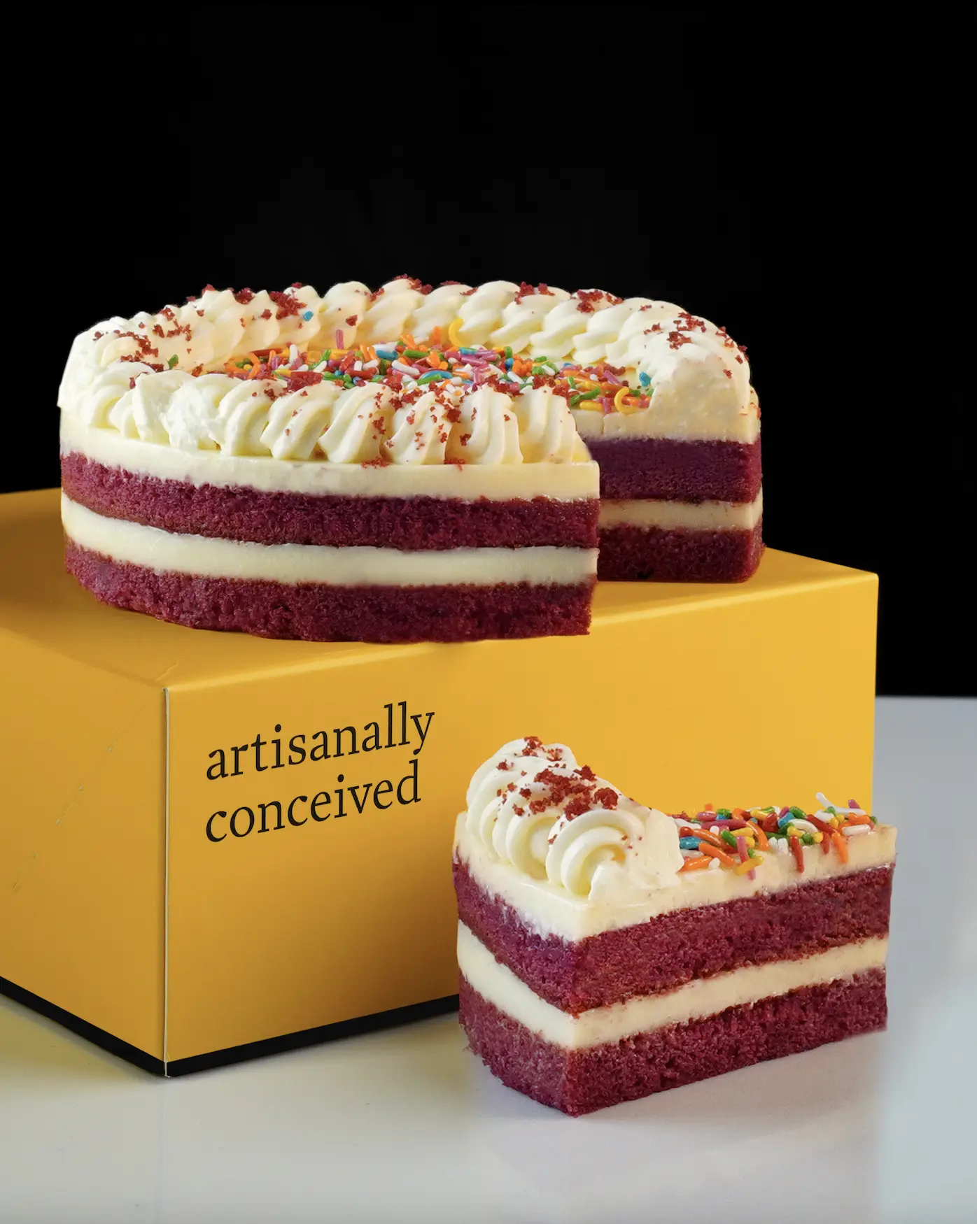 [Cat & the Fiddle] Red Velvet Cheesecake Halal