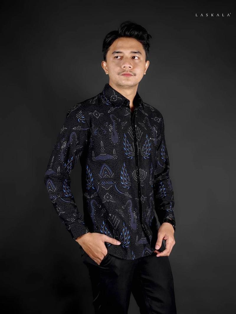 Product Introduction of Baju Kemeja Batik Pria Modern Terbaru Batik Pria Kemeja Lengan Panjang Motif Batik 2025 Batik  Pekalongan Katun 36