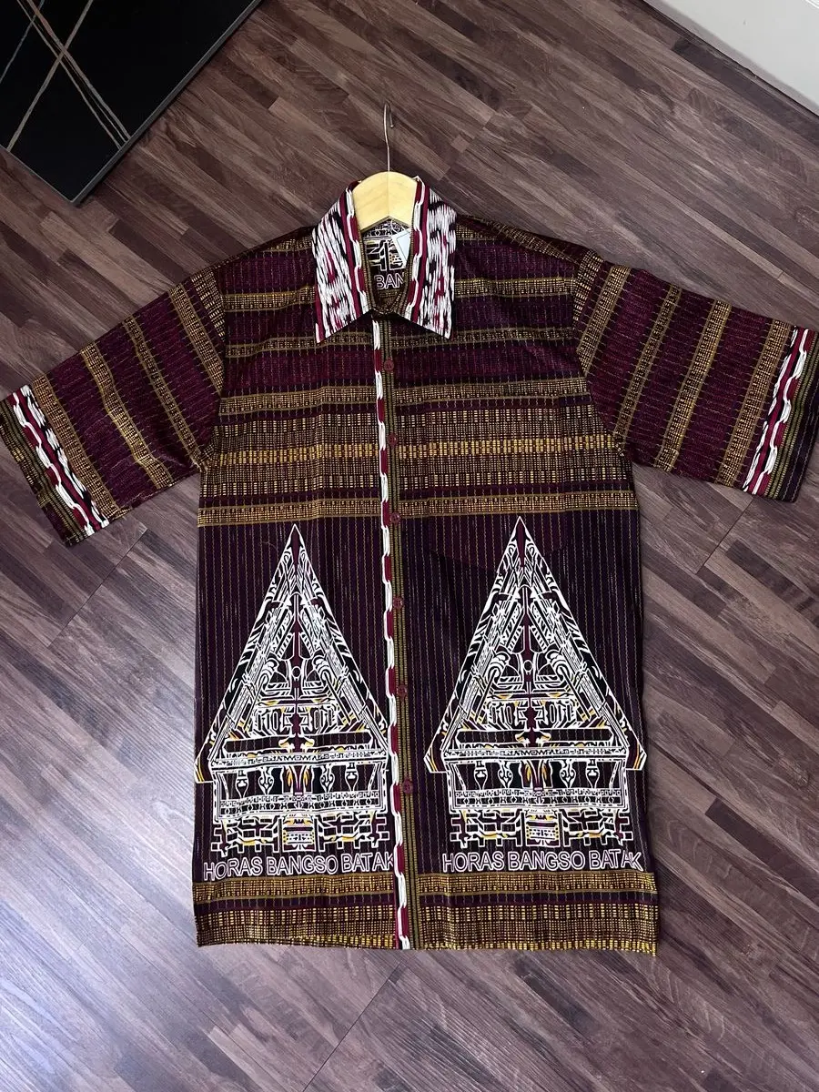 ALTHREE Clothing - KEMEJA Ulos Gorga Katun Stretch Batik Pria Lengan Pendek