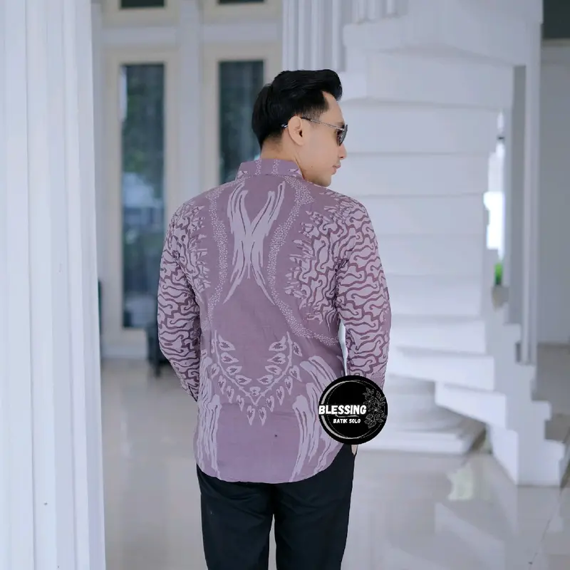 Kemeja batik pria slim fit premium lengan panjang bahan katun lapis furing warna ungu taro, baju batik atasan pria original formal Hem Motif Nyaman 5