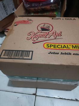 Product Review of CM10 KOPI KAPAL API SPECIAL MIX ( 12 RENCENG ) DUS from K**n 3