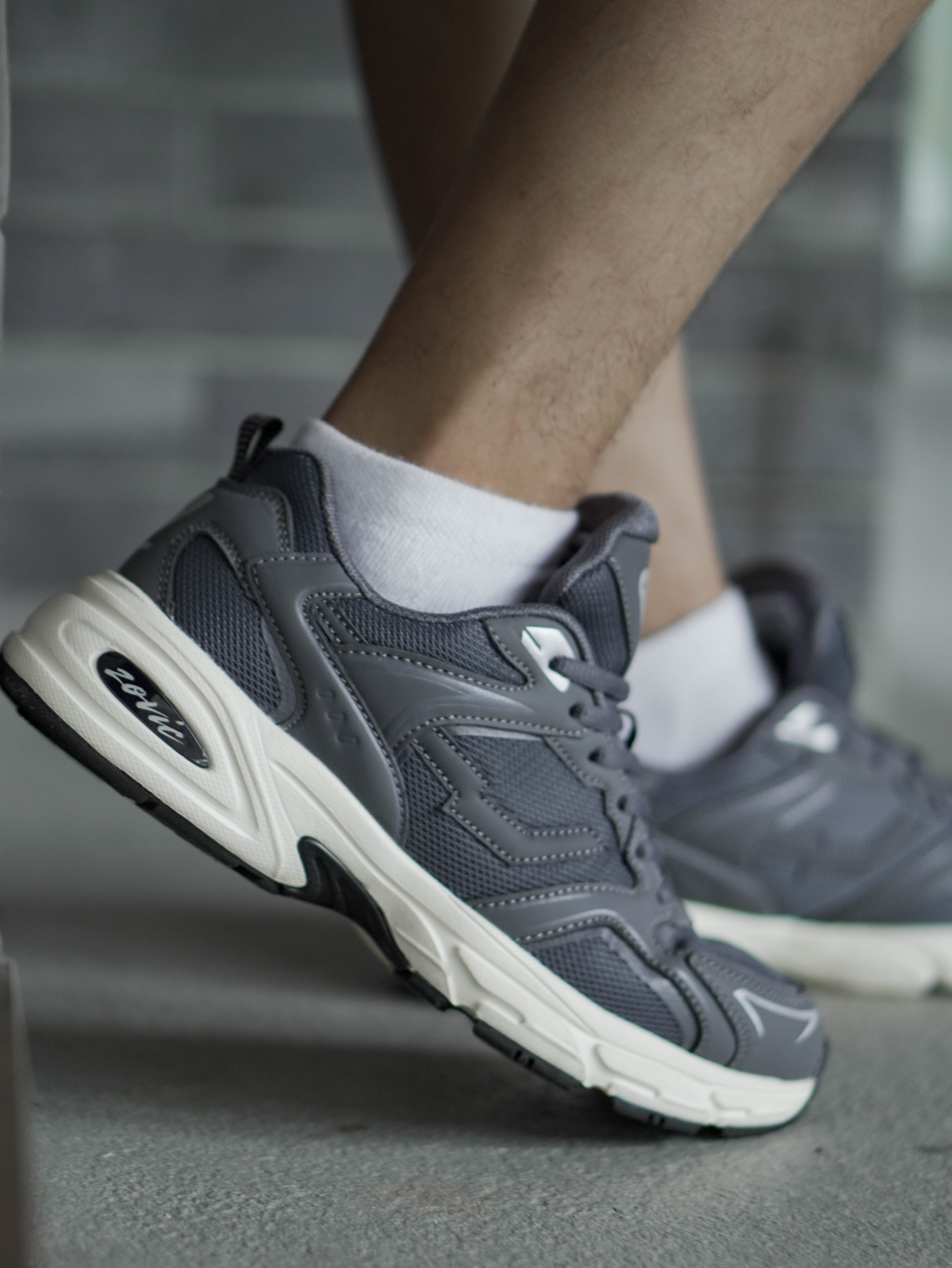 SIDSNEAKS - Sepatu Sneakers Pria - Zovic Steel Grey SIDSNEAKS - Sepatu Sneakers Pria - Zovic Steel Grey