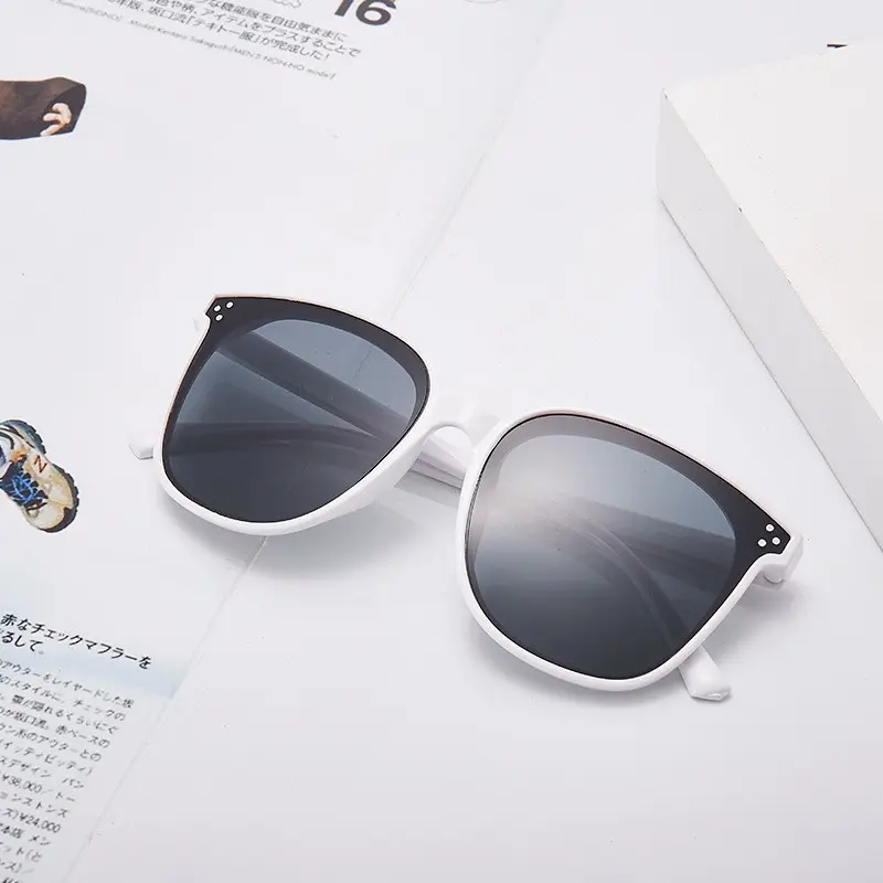 PL-H003 "PROMO" A2-C1 Korea Pria/Wanita Design Retro Mata Kucing Kacamata Hitam Wanita Sunglasses 2