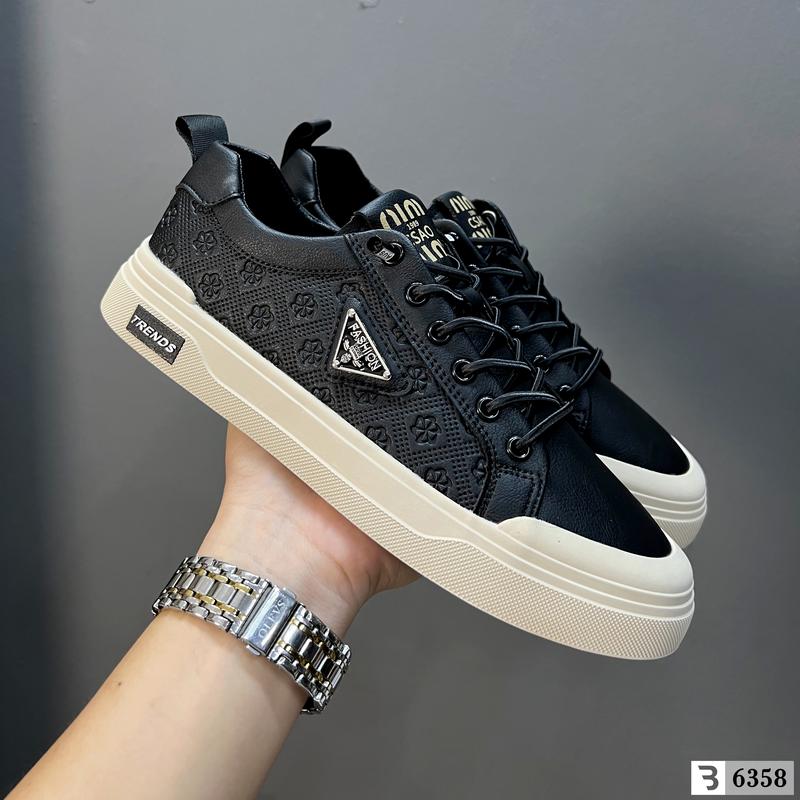 Giày Da Nam G6358D Màu Đen Họa Tiết Bông Hoa Dập Vân Nổi Cao Cấp Sneaker Nam Thời Trang Đế Bệt Dây Co Giãn Thông Minh Chất Liệu Da Cao Cấp