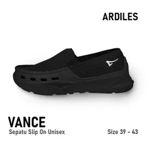 Sepatu Slip On Ardiles Vance 39 sampai 43 Flat Shoes Pria Hitam