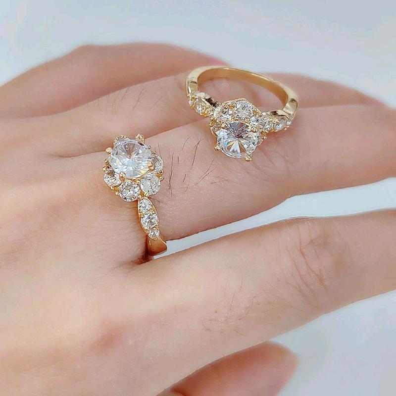 Nhẫn nữ mặt hoa nhỏ chất liệu đồng không xi màu miền tây