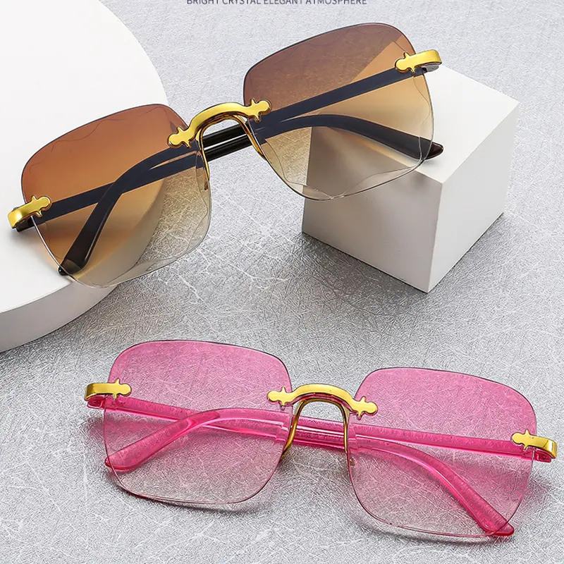 Women Sunglasses Fashion Gradient Rimless Sunglasses Square UV400 Beach Outdoor Sunglasses