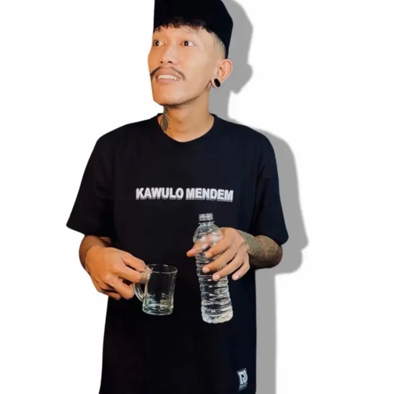 Baju Kaos Kawulo Mendem - Tshirt Premium Distro Free Sticker Cotton Combed 24s 6