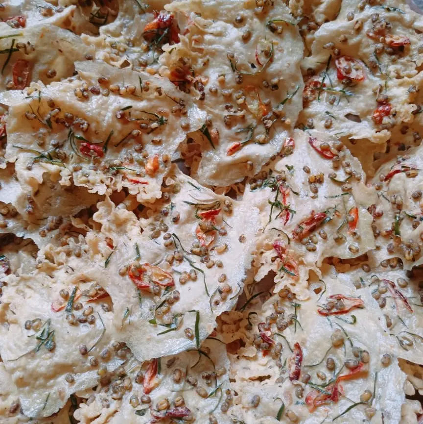 peyek kacang pedas 200g/ pcs