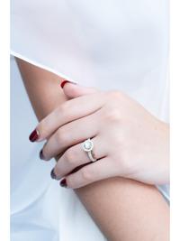 Gambar Cincin Berlian Solitaire GIA SERTIFIKAT- Belva Jewellery - BAFLRVL1813 dari Belva Jewellery Online Kota Administrasi Jakarta Barat 4 Tokopedia