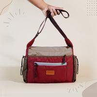 Gambar Bogsa Bristol Sling Bag Wanita Pria Unisex Tas Selempang Milky Taslan - Merah dari Bogsa Kab. Bantul 1 Tokopedia