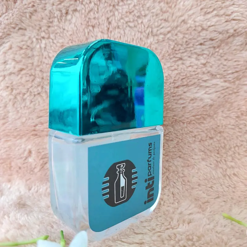 PARFUME pria dan wanita KUALITAS premium  dengan ukuran batol 30ML SPRAY 1