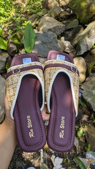 Product Review of Sandal Wanita Terbaru Kekinian 2025 Empuk Gaya Korean Style Viral from 𝒇**𝒇 2