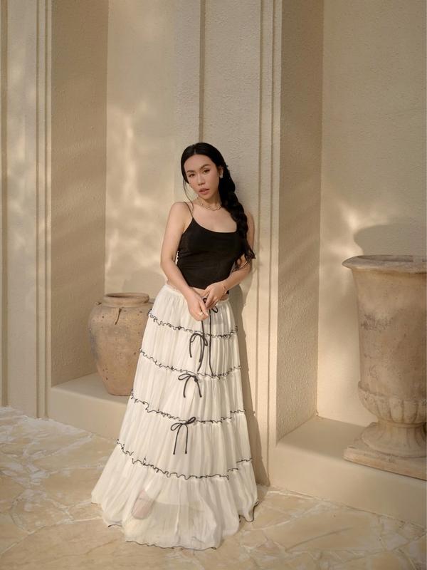 Chân váy voan dáng dài đính nơ COCOBEBE TOGE SKIRT