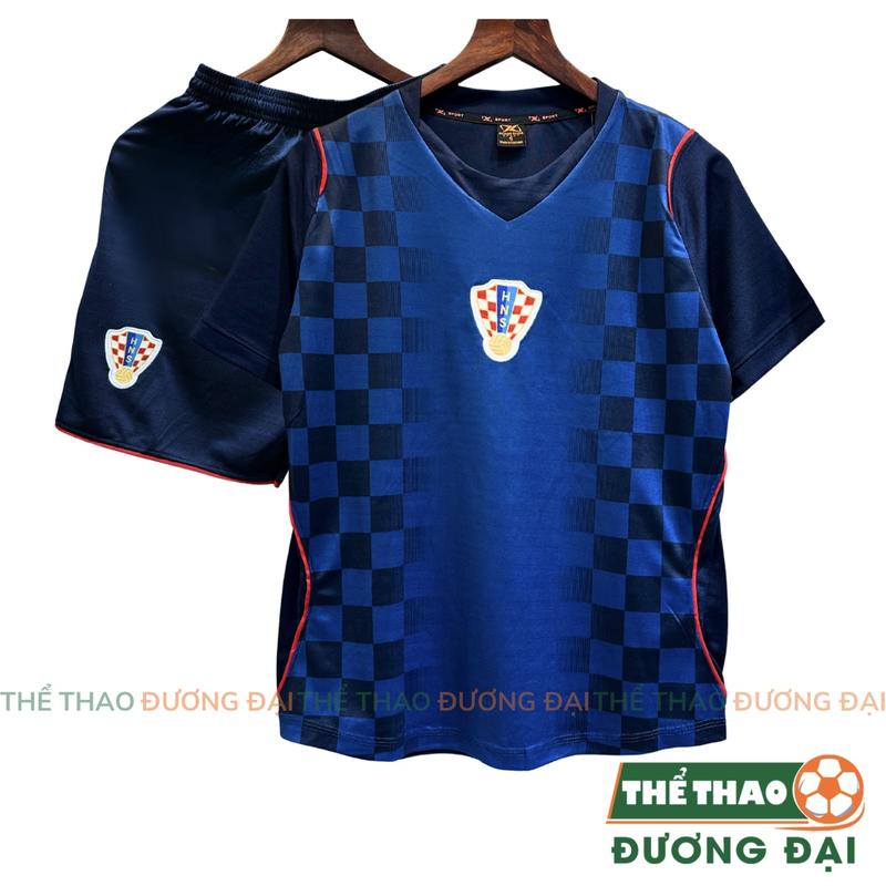 Quần Áo Bóng Đá ĐT Croatia Xanh Đen WC26 Thun Mè S-Comf Thoáng Khí Thể Thao Đương Đại