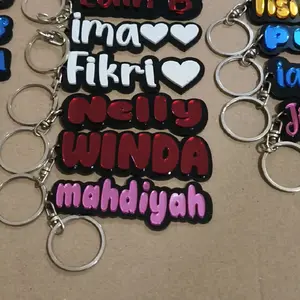 gantungan kunci nama timbul custom