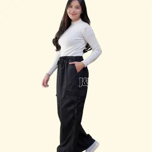 Celana Kulot Cargo Wanita High Waist Premium Bahan Adem Korean Style Terbaru Panjang Hitam  Loose Dewasa jumbo Santai Nyaman Lembut dengan Saku Depan Kanan Kiri dan Saku Cargo Baggy