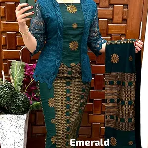 Stelan Ethnik Mix Renda Pakai Selendang.