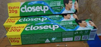 Product Review of 3x Closeup Pasta Gigi Deep Action Green 160 +20 from w**2 0