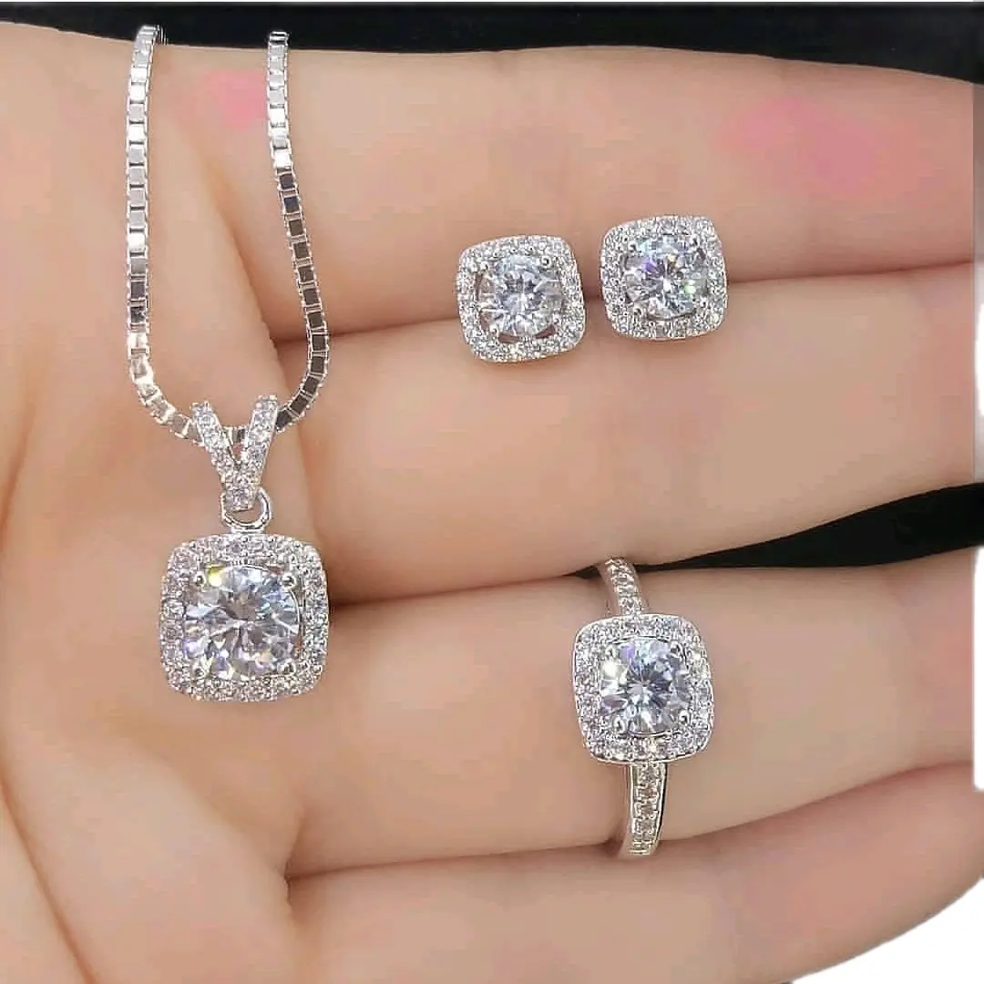 Set Kalung Petallisah Antikarat Warna Silver