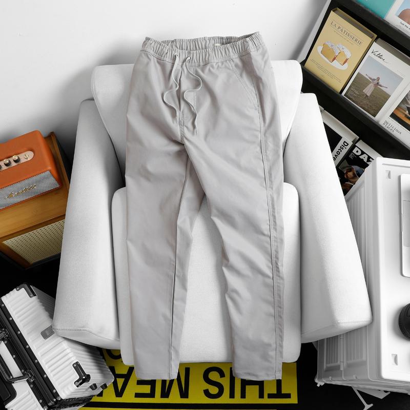 Quần Kaki Jogger Nam Ống Suông Cao Cấp - Form Slimfit - Chất liệu cotton co giãn thấm hút mồ hôi, túi tiện lợi