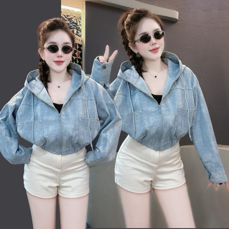 J4 | Áo Khoác Jean Croptop ngắn 4 túi nón to mới về by Quỳnh Hí