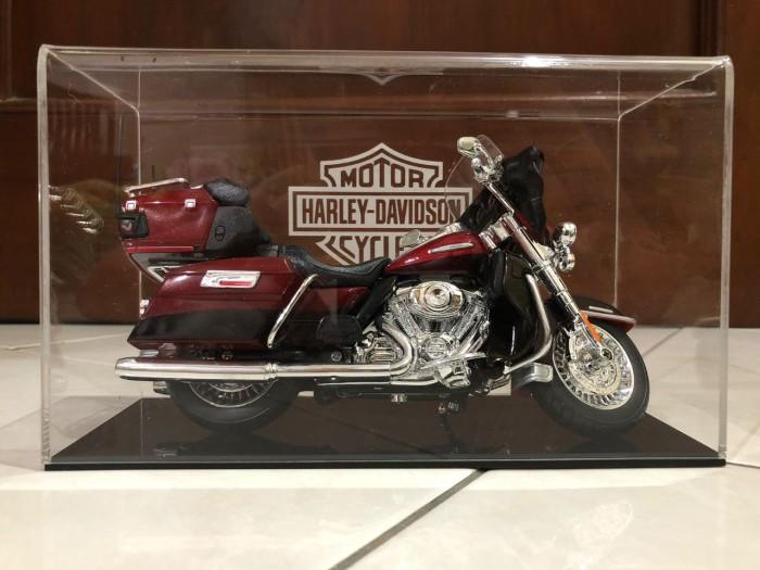 Gambar Box Diecast Acrylic/Akrilik Ukuran Custom + Grafir LOGO dari dunia celengan Kab. Bantul Tokopedia