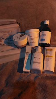 Product Review of ISWHITE Perfect Glowing Body Protection Complete Package-Paket Cerah Glowing Maksimal Sebadan | Mencerahkan Kulit Hingga Ke Sela Tergelap | Halal BPOM from a**m 1