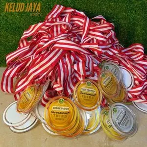 Medali agutusan Merah Putih Akrilik Custom medali wisuda medali akrilik wisuda medali wisuda akrilik custom