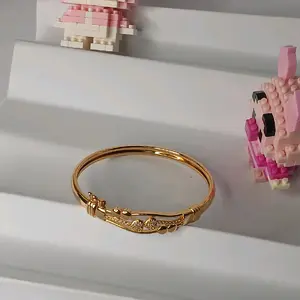 Gelang Bangle Model Biji Dan Love Permata Elegant Dan Cantik